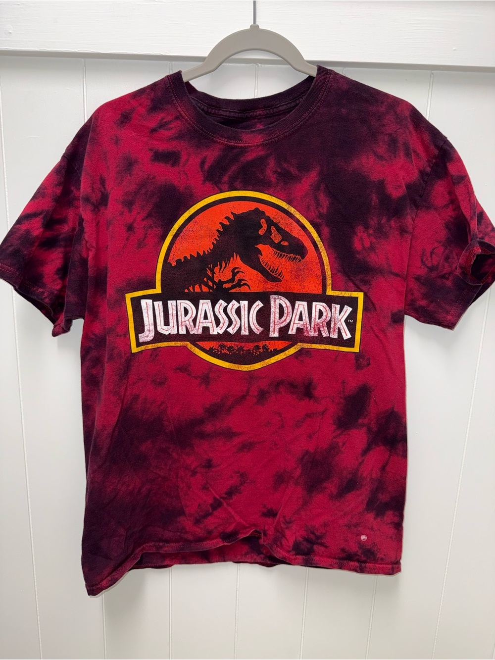 Jurassic Park Red Black Tie-Dye Graphic T-Shirt Size Large Dinosaur